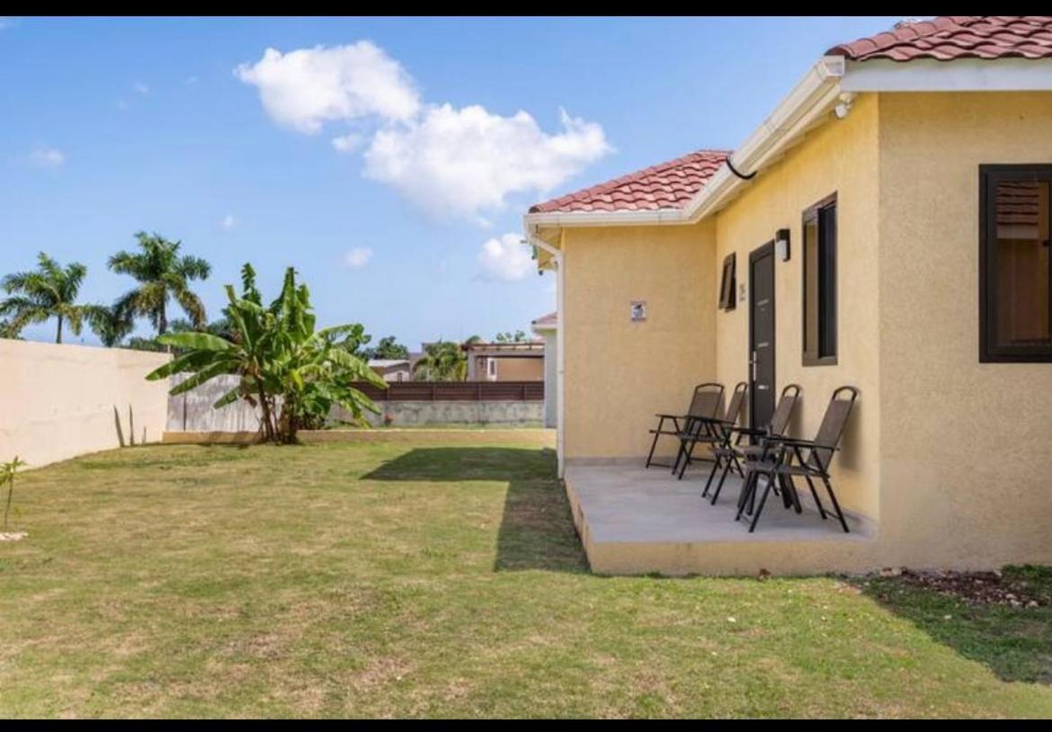 Ferienhaus Luxurious Royale- 5 Min Drive To Ocho Rios
