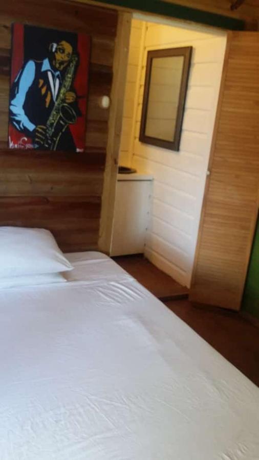 Rasta - Ocean View Bungalows *