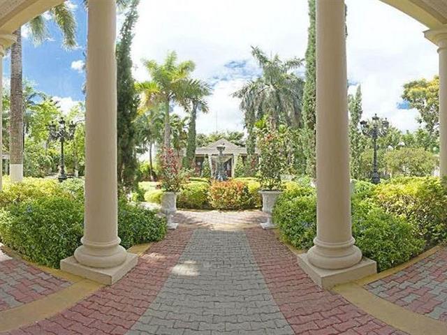 Resort Sandals Royal Plantation - Couples Only (adults Only)