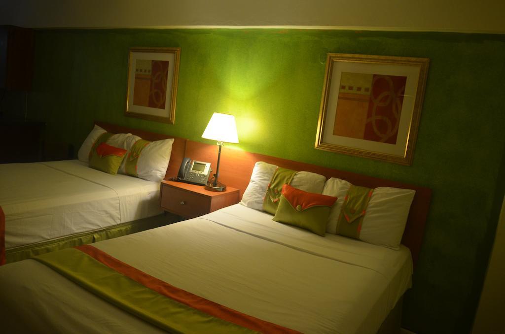 Suites Hotel 3*
