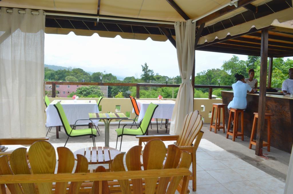 Hotel Suites 3*