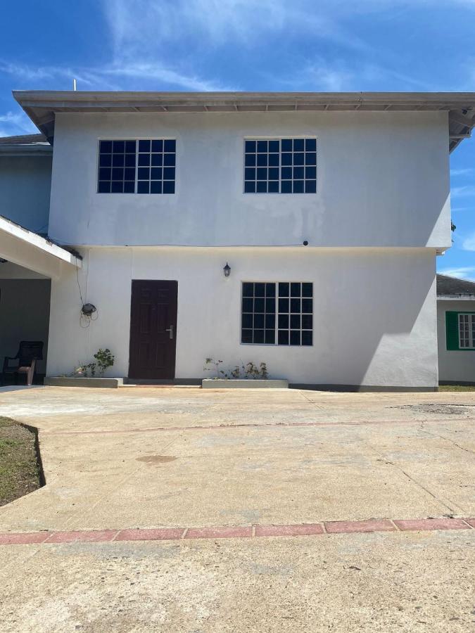 Lachemar Guest house