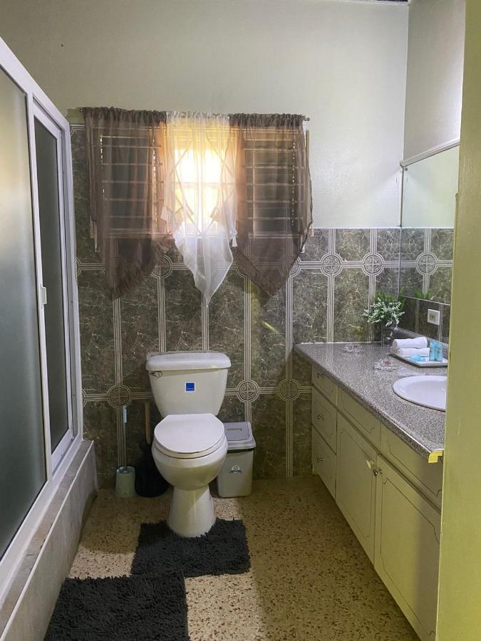 Lachemar Guest house *