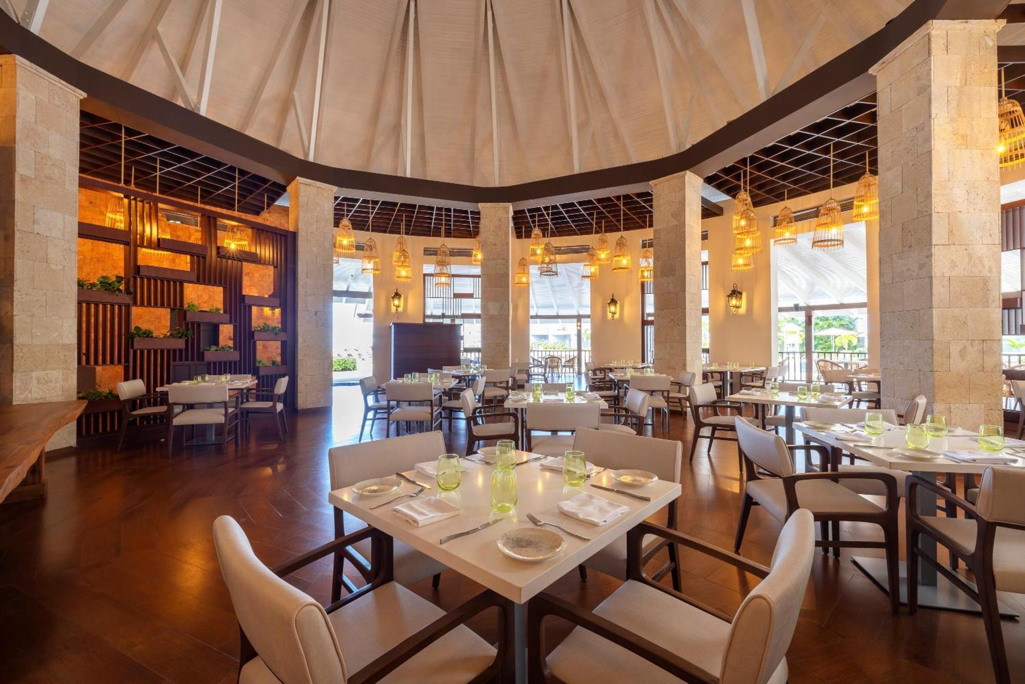 Hideaway At Royalton Blue Waters, An Autograph Collection - Adults Only Resort