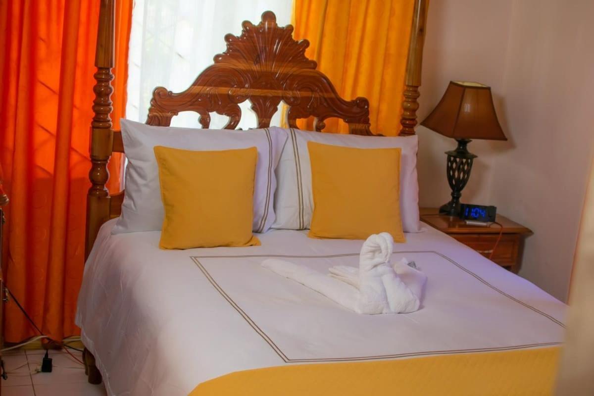 Windbreak Guest house *