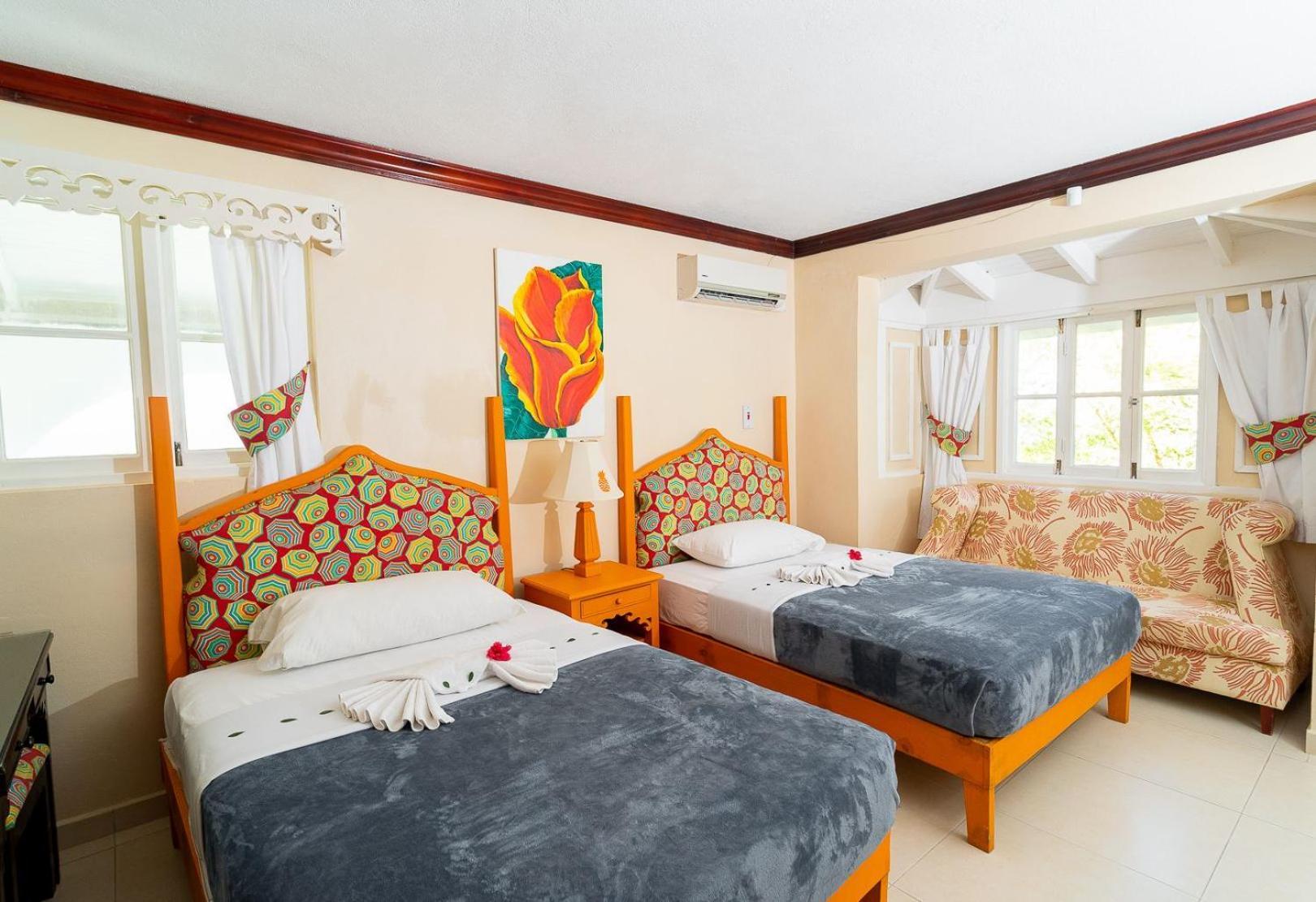 Resort Franklyn D & Runaway Bay