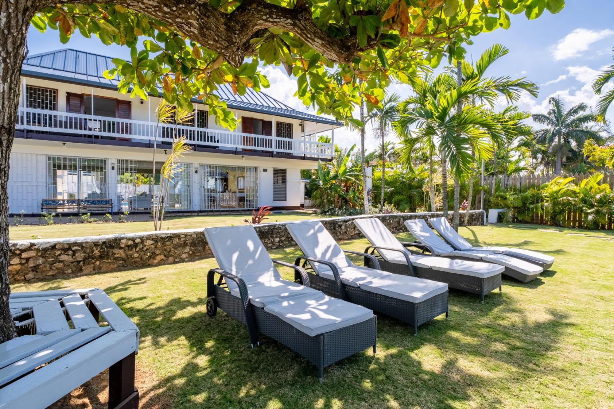 Turrasann Villa *