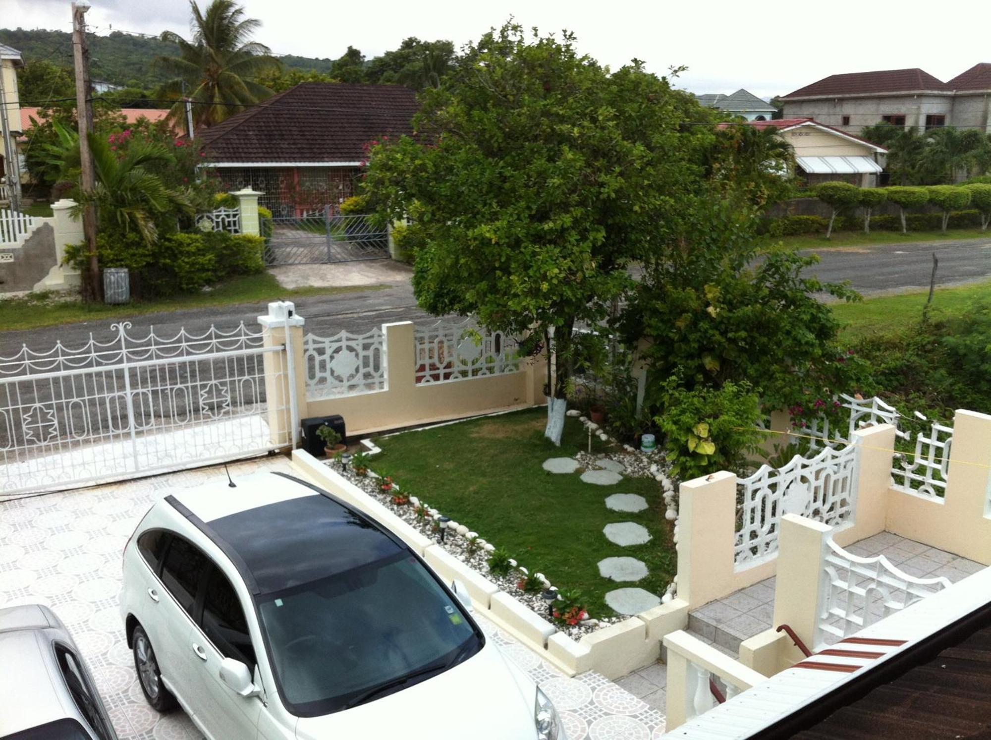 Goldenview