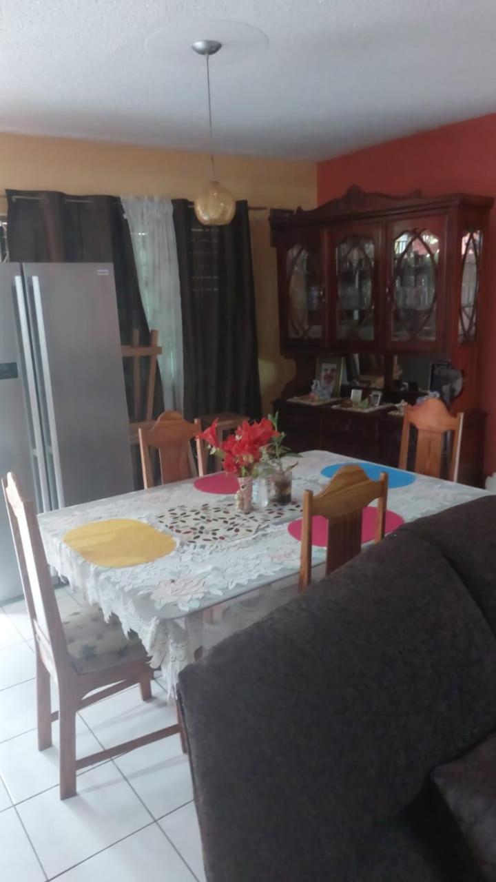 Griffiths Guest house *