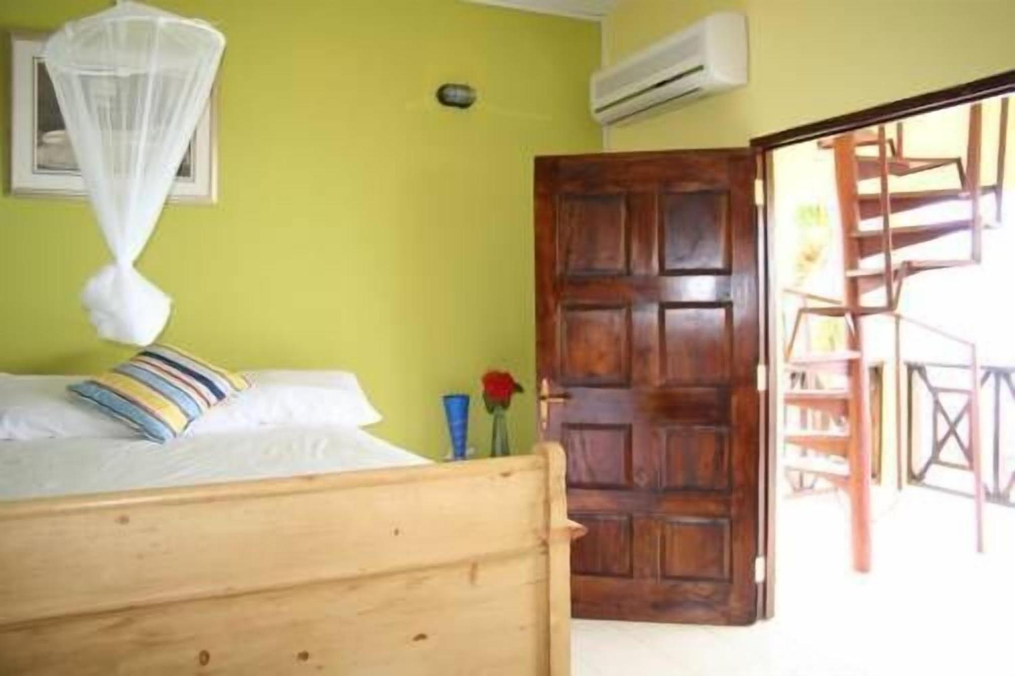 Hotel Indigo Black River