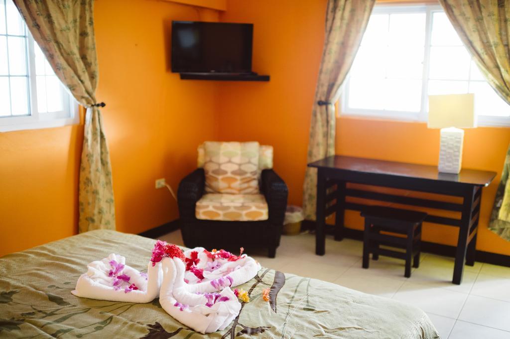 Galina Breeze Hotel