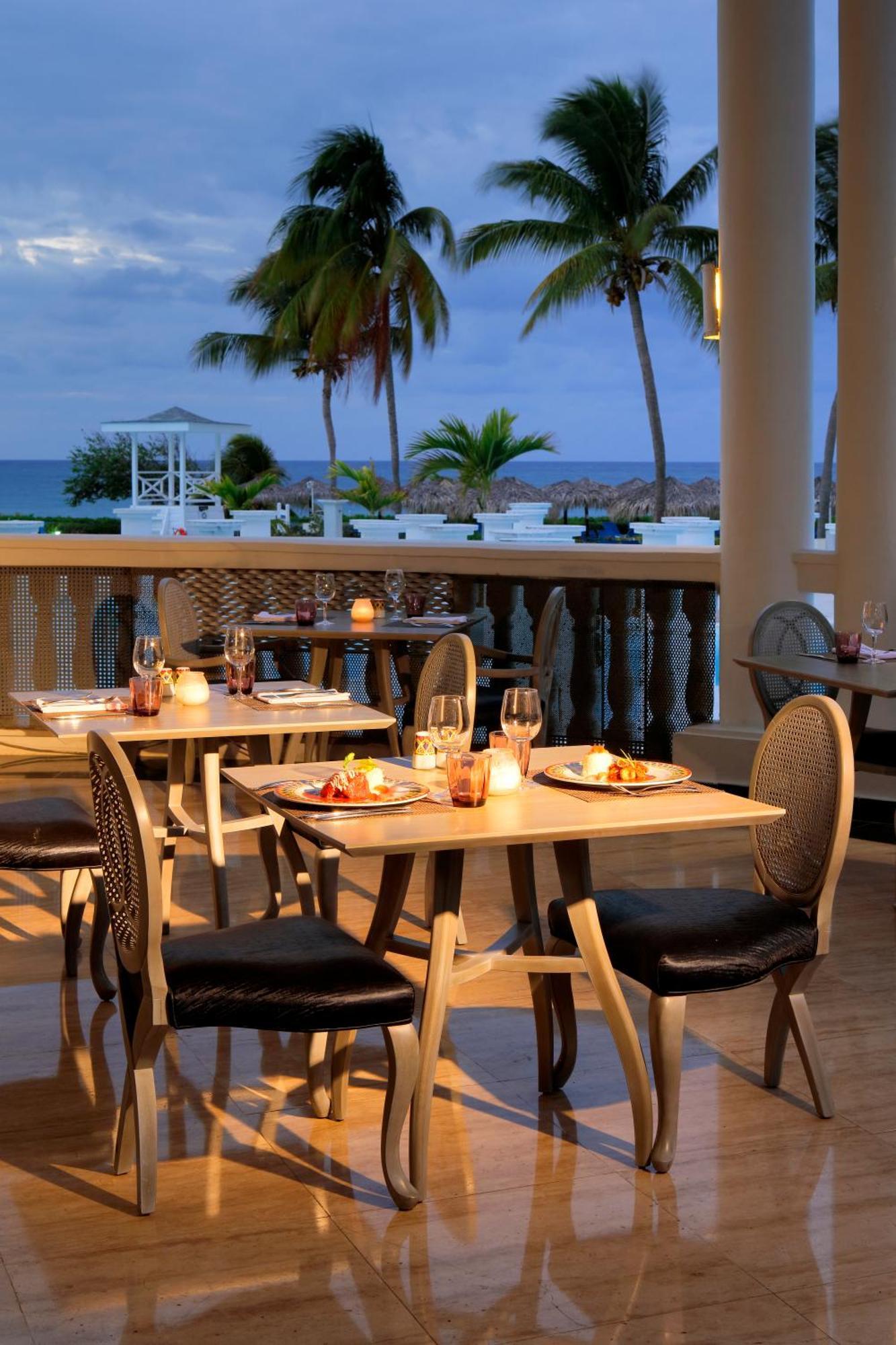 The Signature Level At Grand Palladium Lady Hamilton & 5*