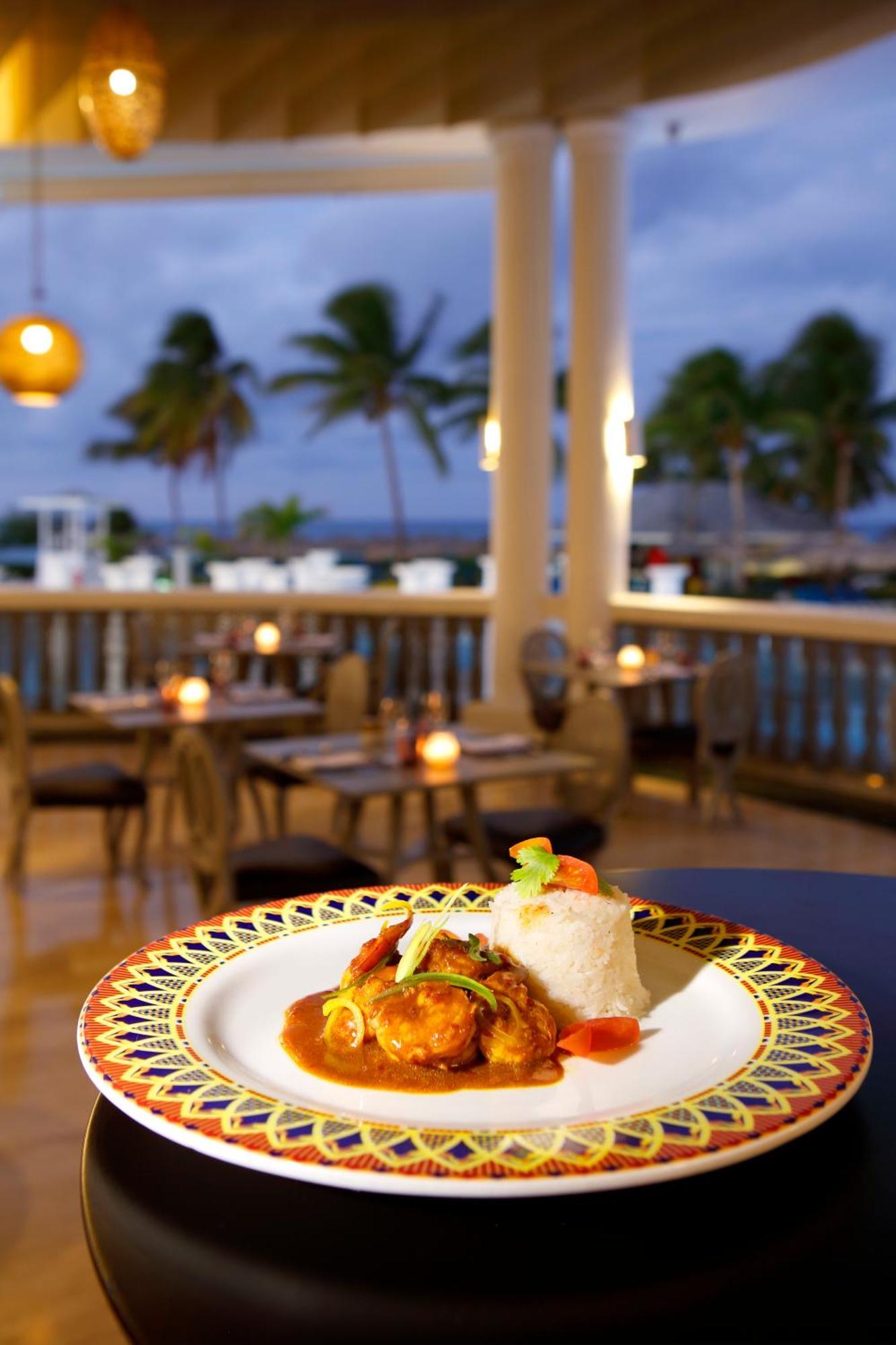 The Signature Level At Grand Palladium Lady Hamilton & 5*