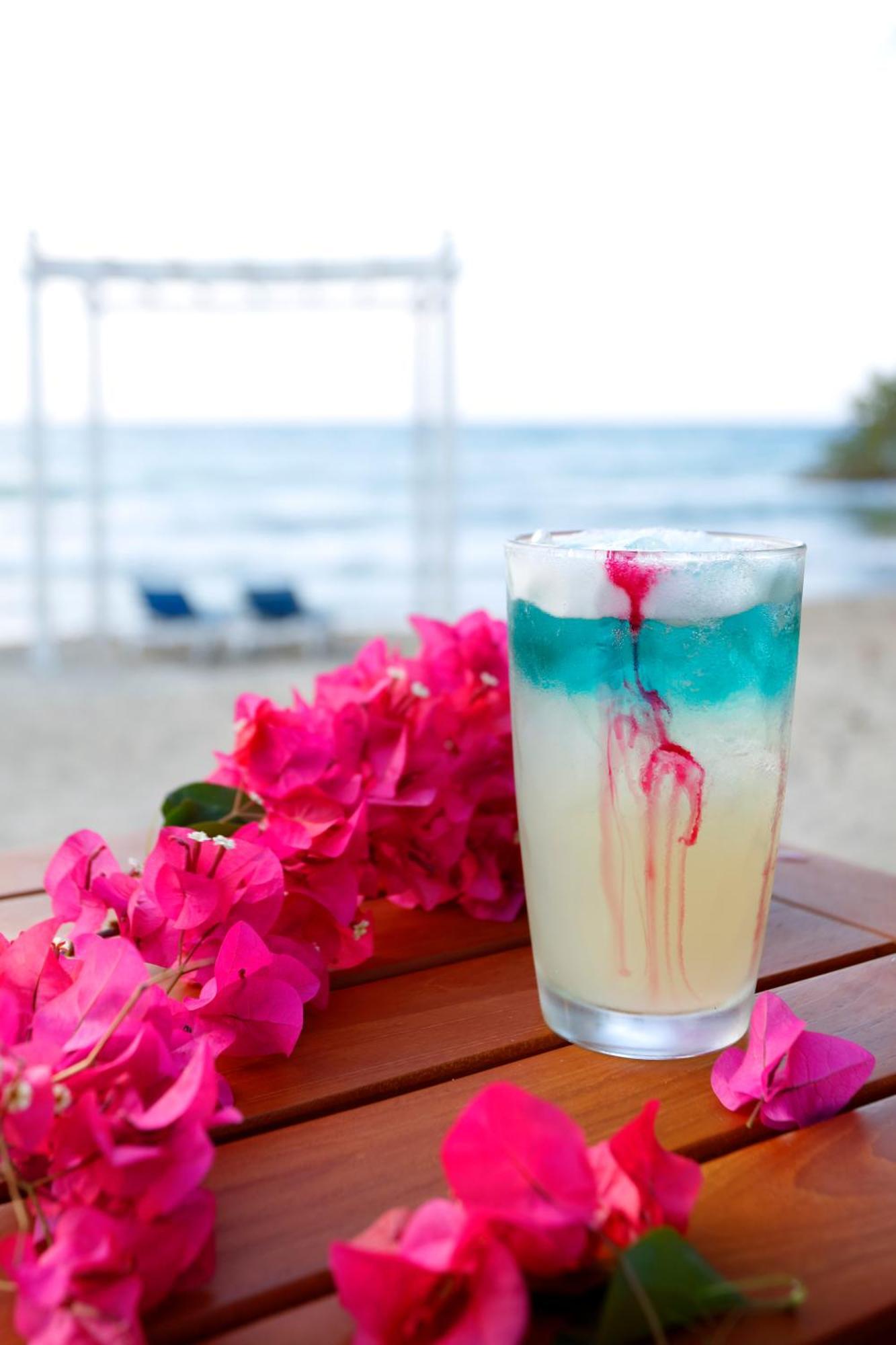 The Signature Level At Grand Palladium Lady Hamilton &