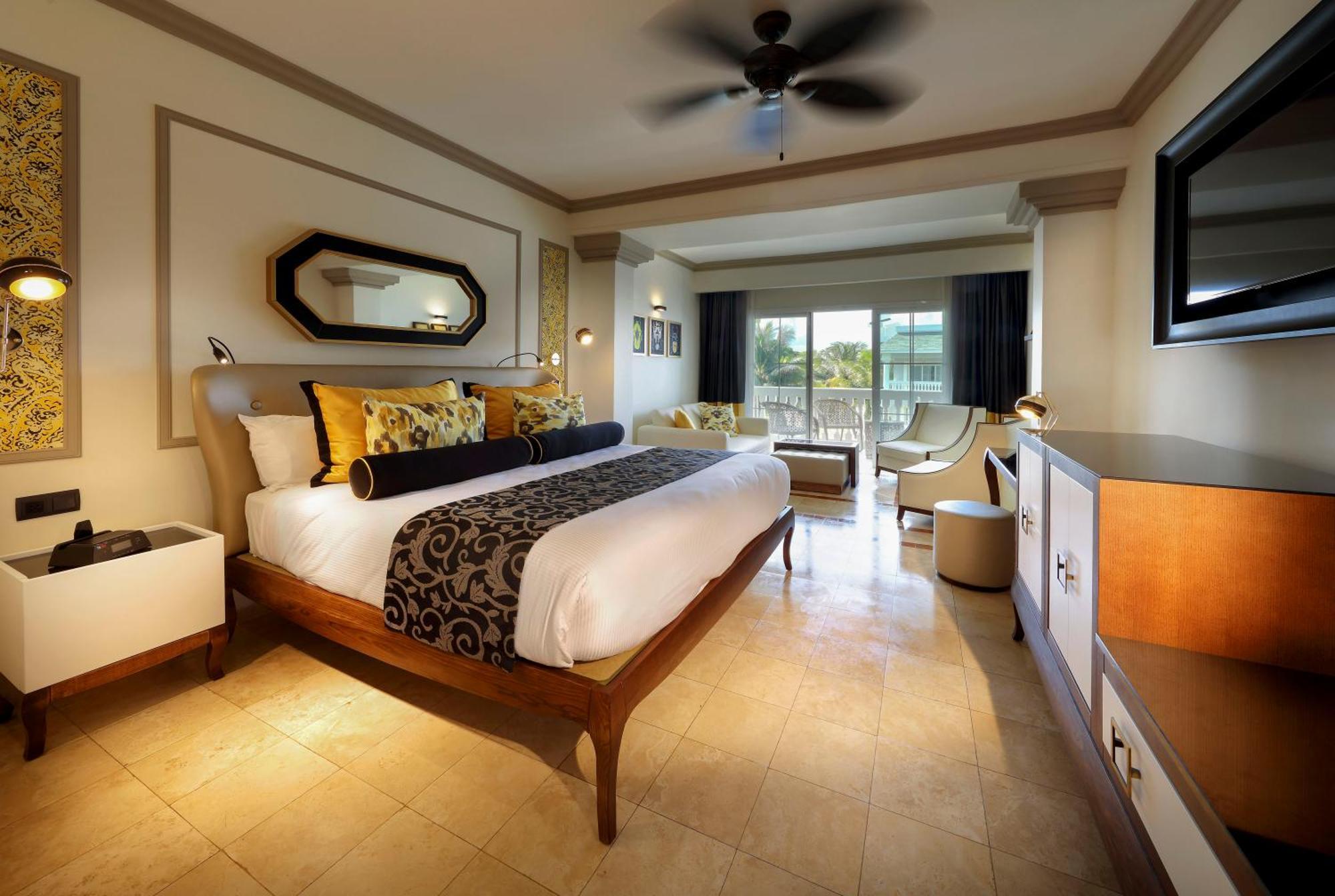 The Signature Level At Grand Palladium Lady Hamilton & 5*