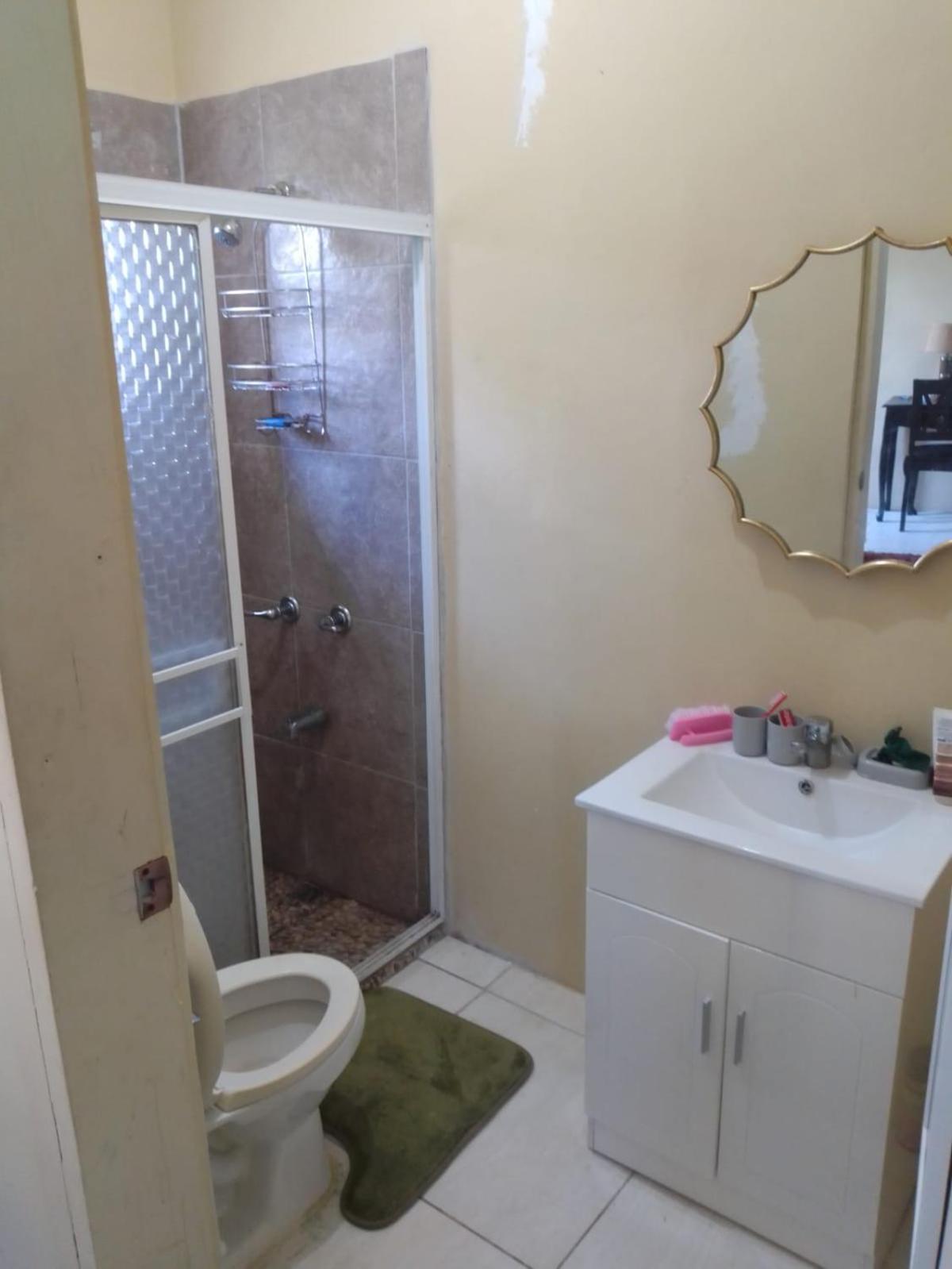 Angelaspalace Guest house