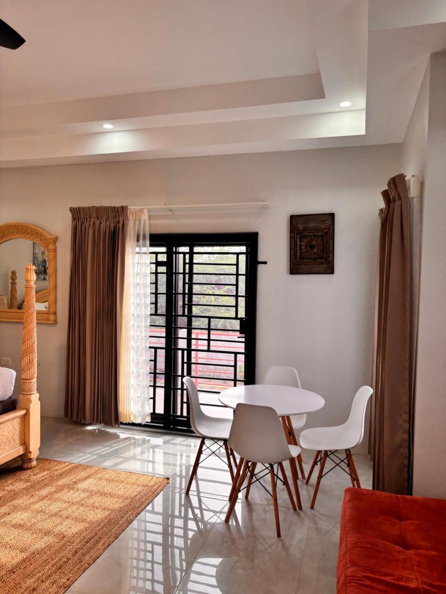 Beachscape At Ethlyn By The Sea Black River
