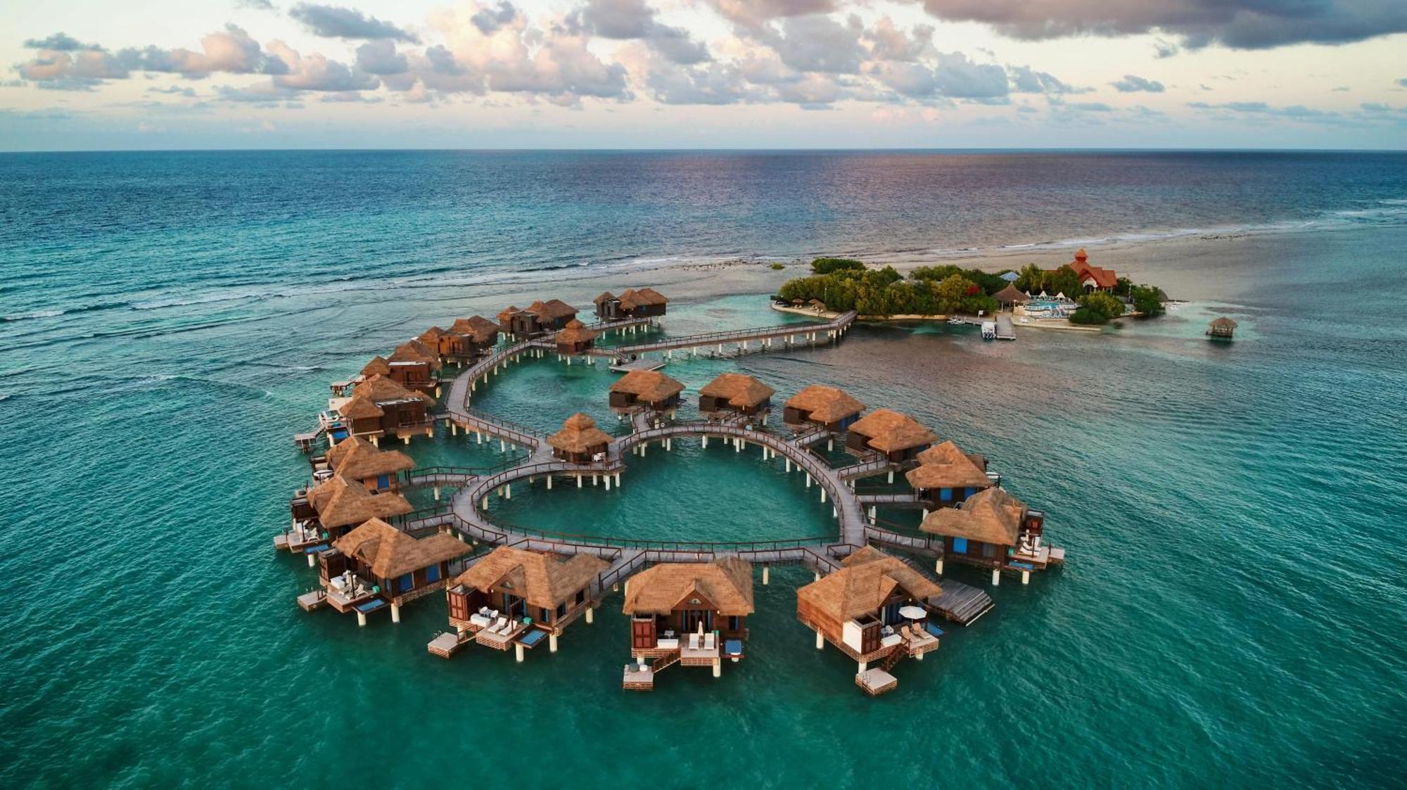 Sandals Royal Caribbean & Private Island - Couples Only 5* Montego Bay