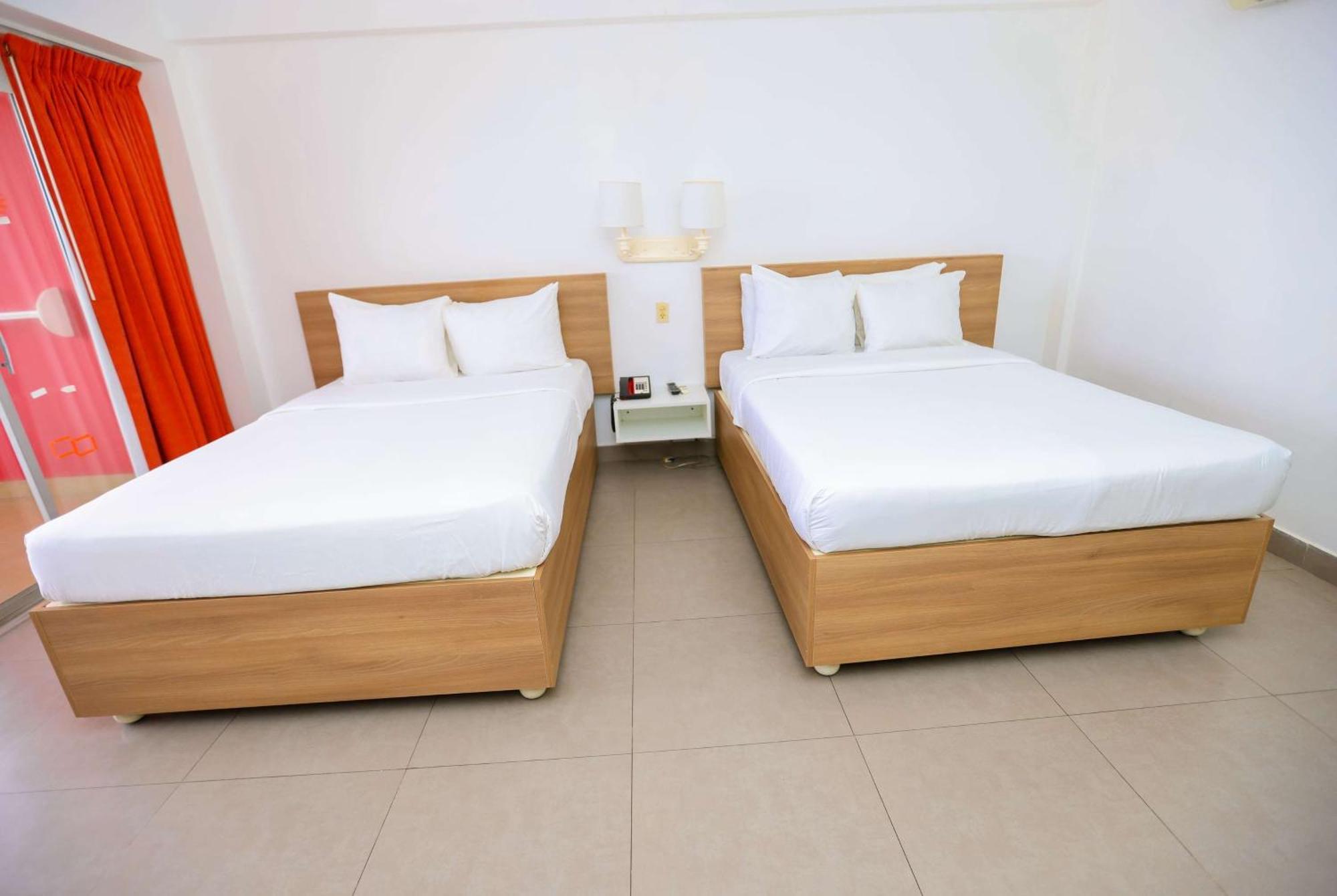 Grand Decameron Montego Beach, A Trademark Resort 3*