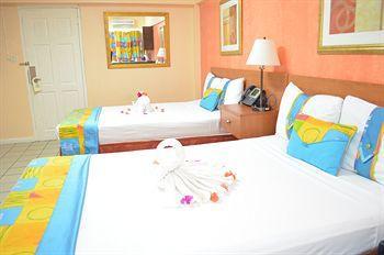 Hotel Suites 3*