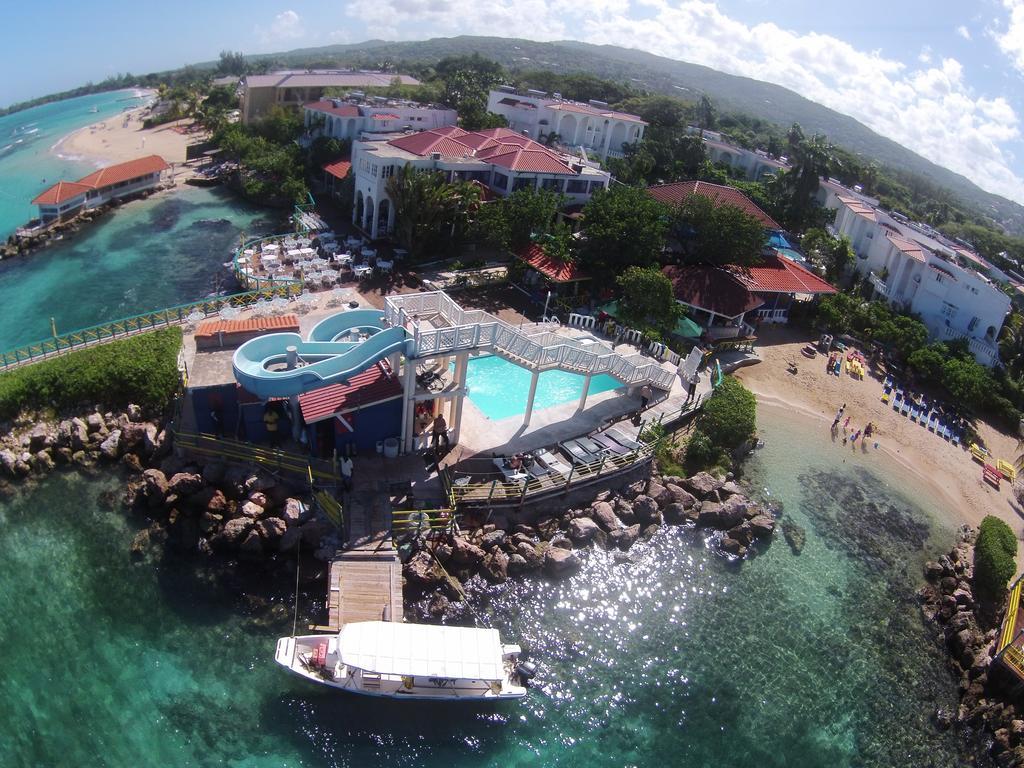 Resort Franklyn D & 4*