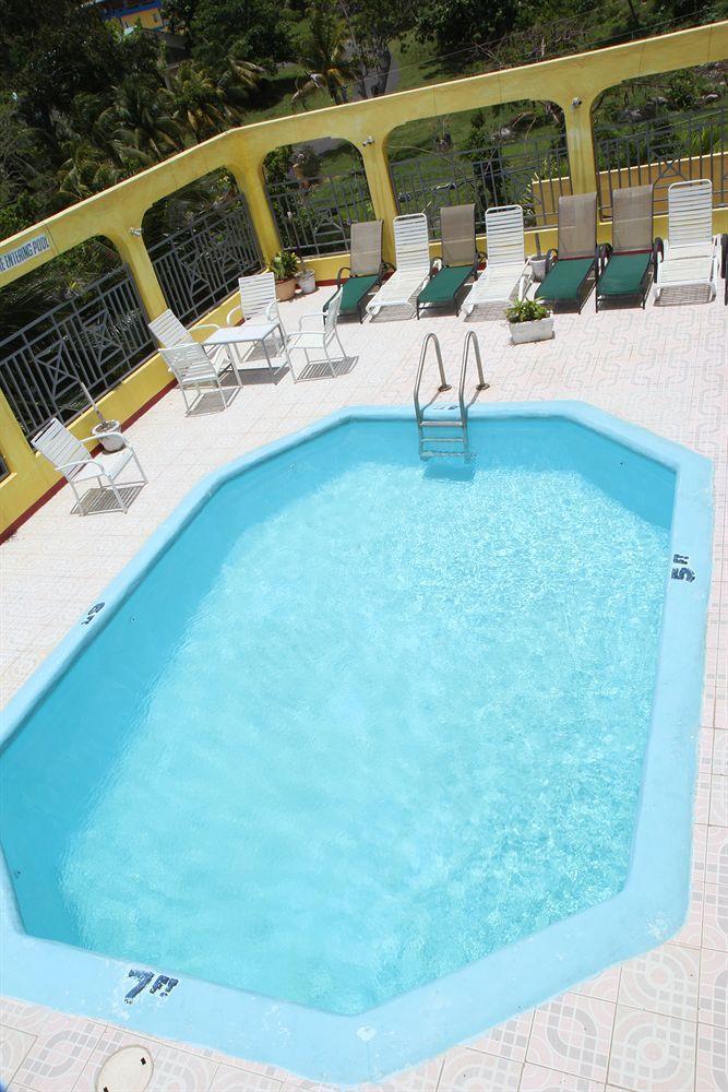 Executive Shaw Park Ocho Rios