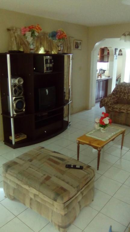 Guest house Griffiths White Hill