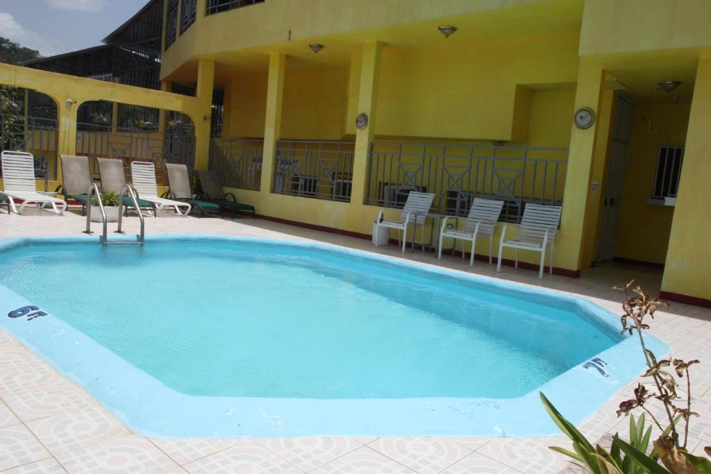 Executive Shaw Park Hotel 2*