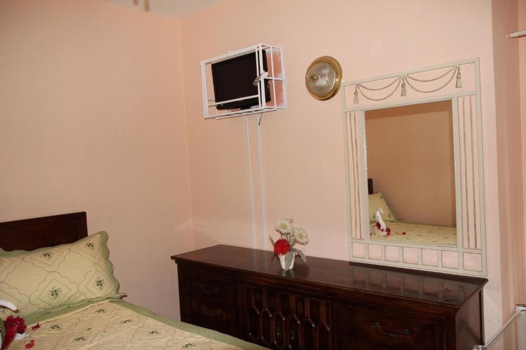Executive Shaw Park 2*