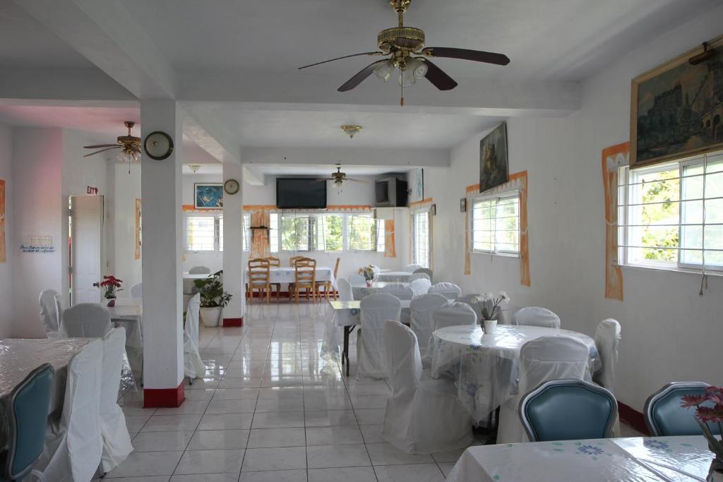 Hotel Executive Shaw Park