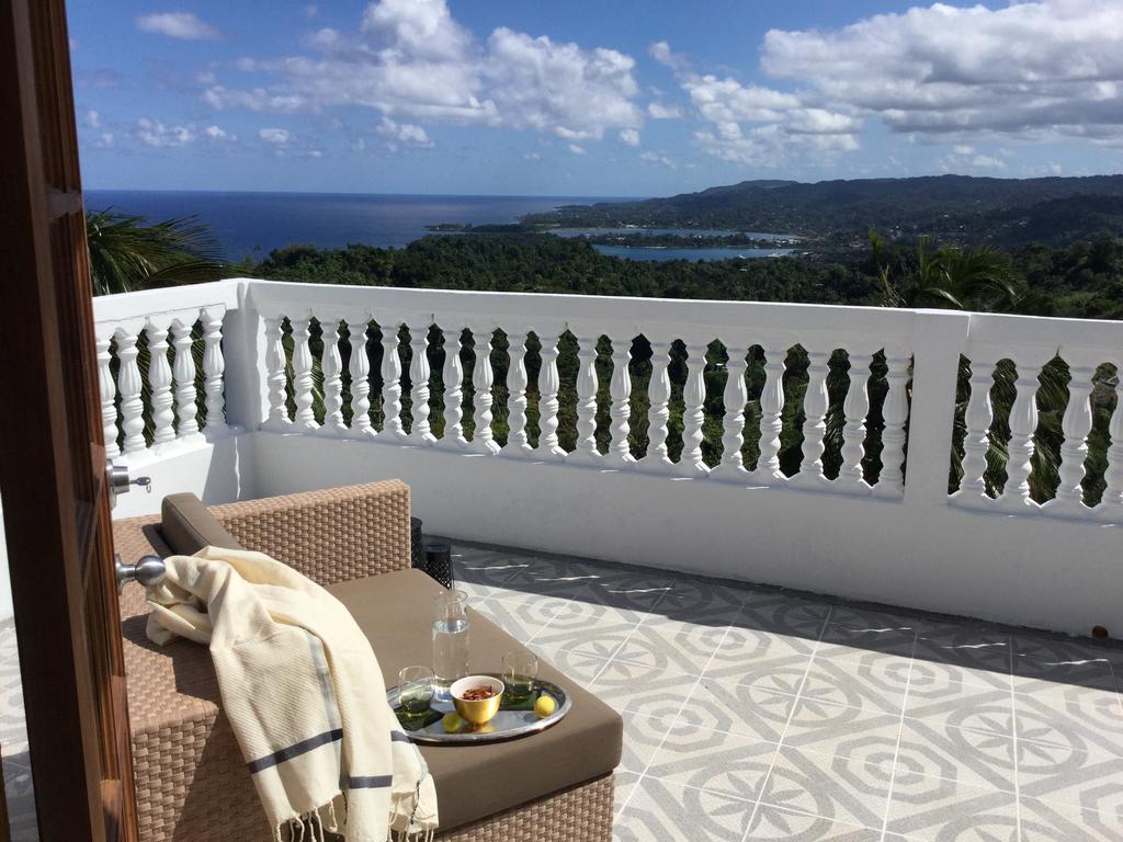 Fantastic Views At Friends Apartment *
