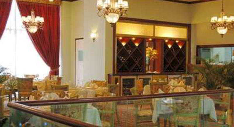 Wyndham Jamaica Hotel