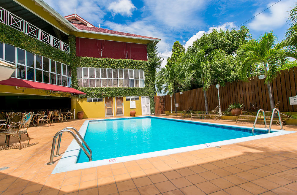 Altamont Court Hotel