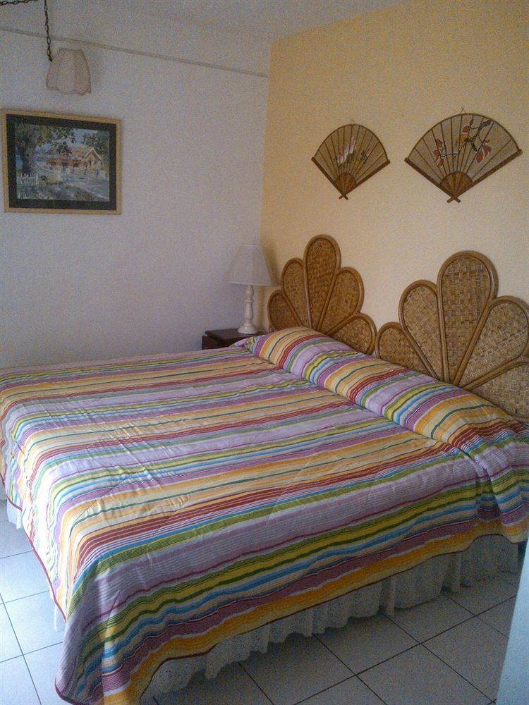 At Fisherman's Point Aparthotel 2*