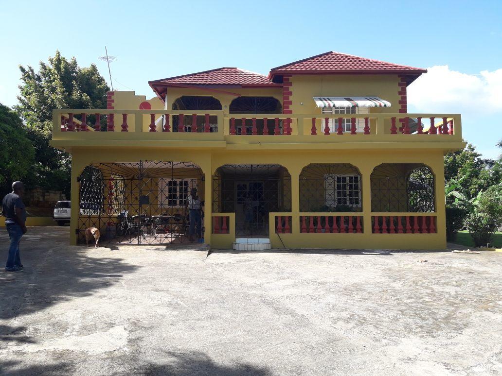 Guest house Griffiths White Hill