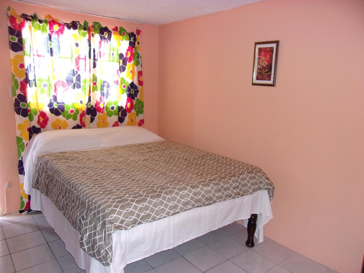 Tropical Manor Half-way-tree 4* Kingston