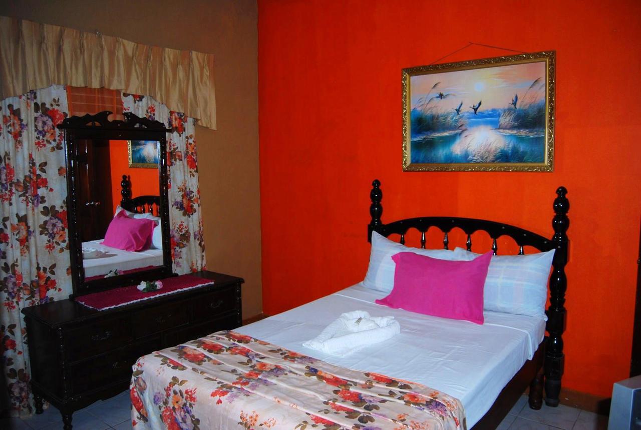 Glenrock Limited Hotel *