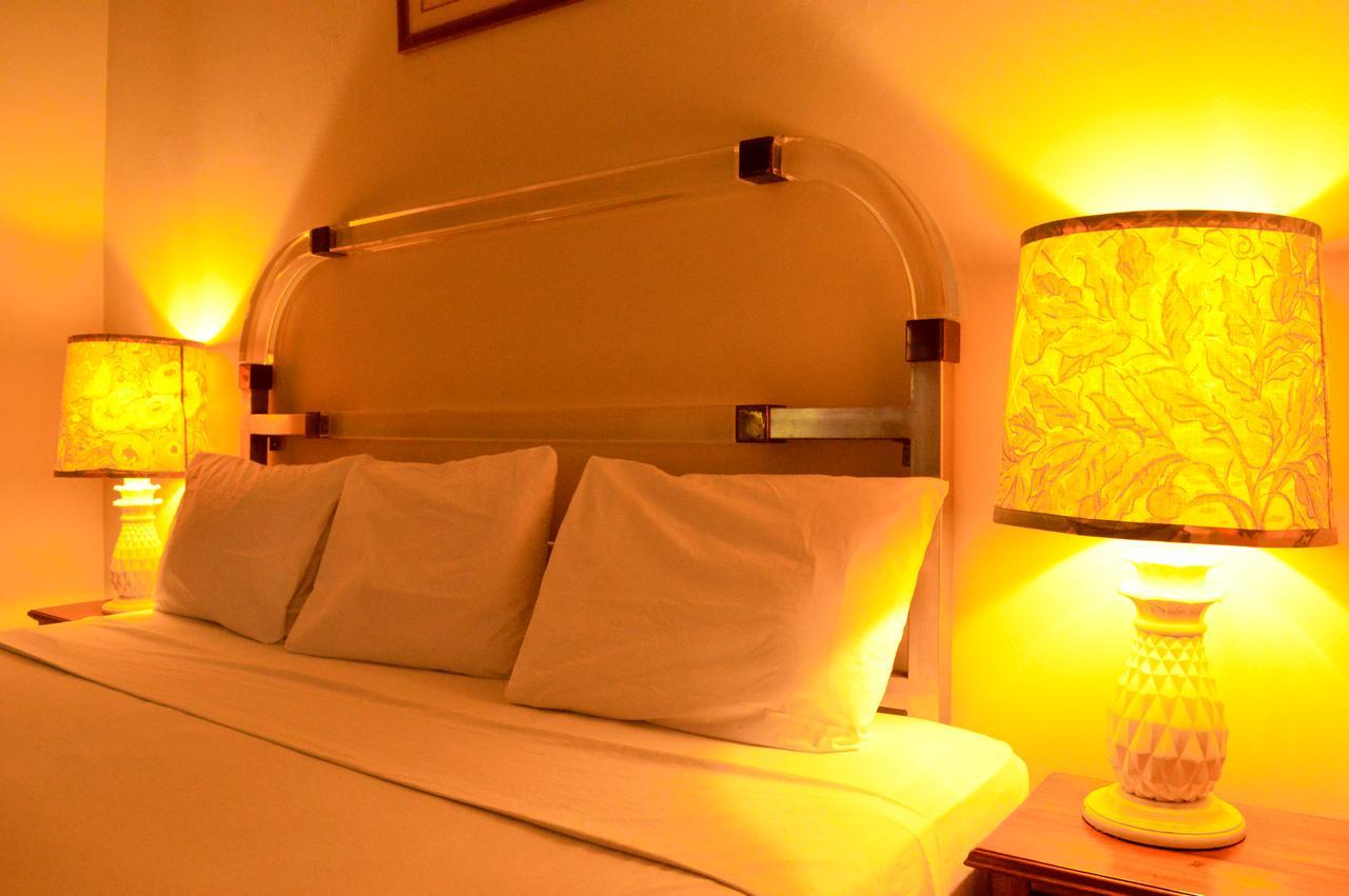 Hotel Sahara Dela 2*