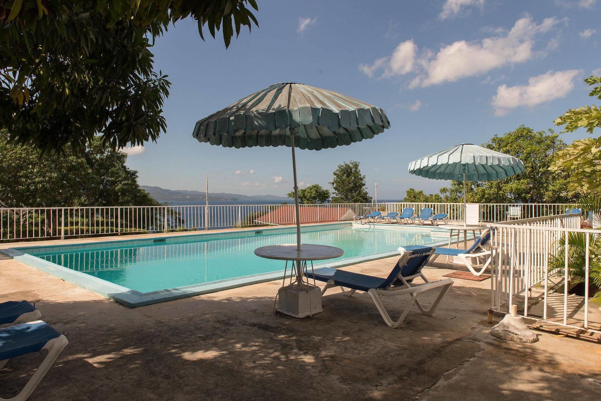 Hotel Starfish At Club 2*