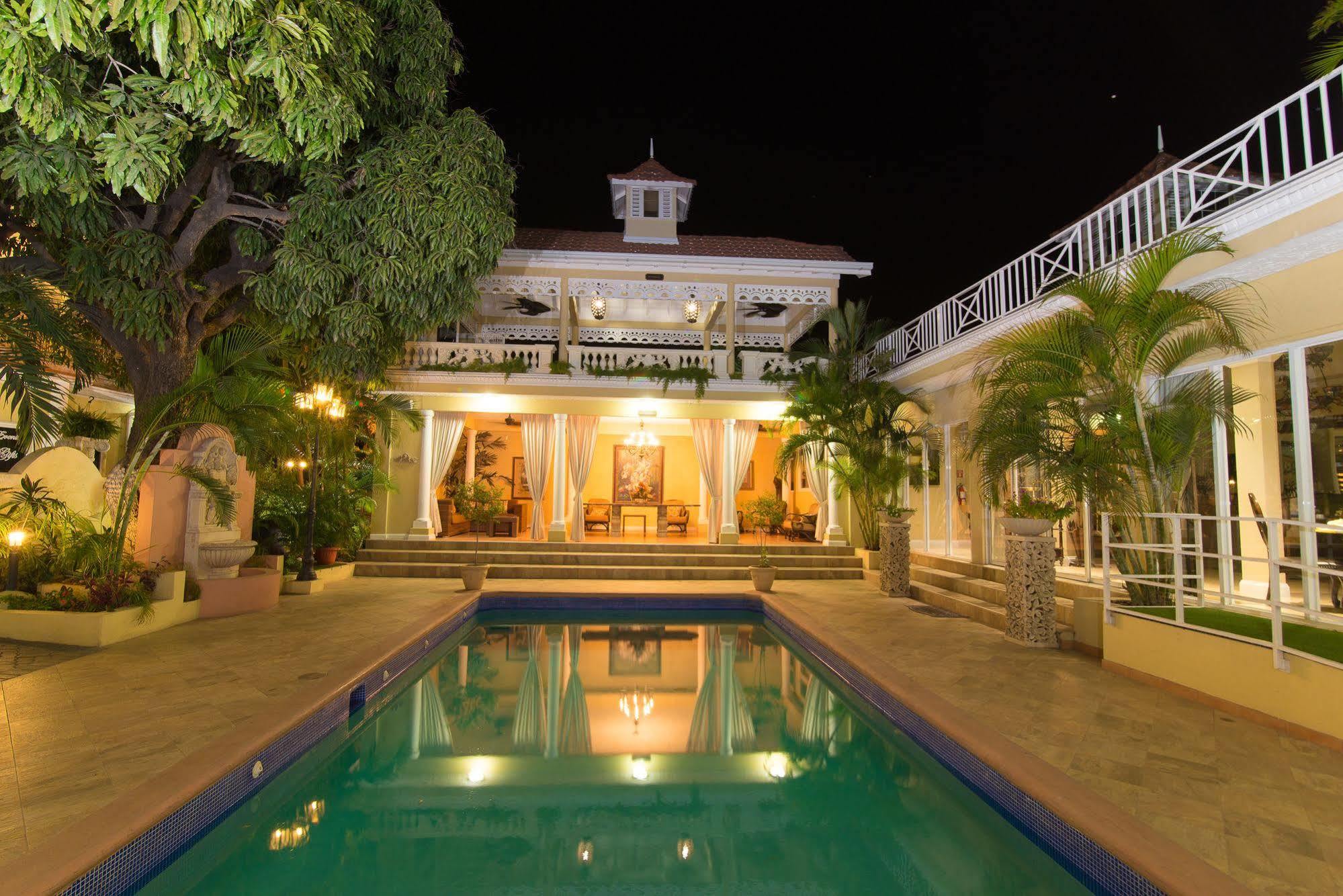 Eden Gardens Wellness & Resort Kingston