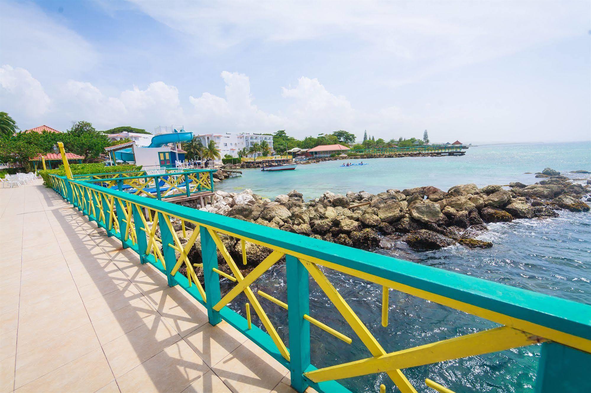 Franklyn D & Resort 4*
