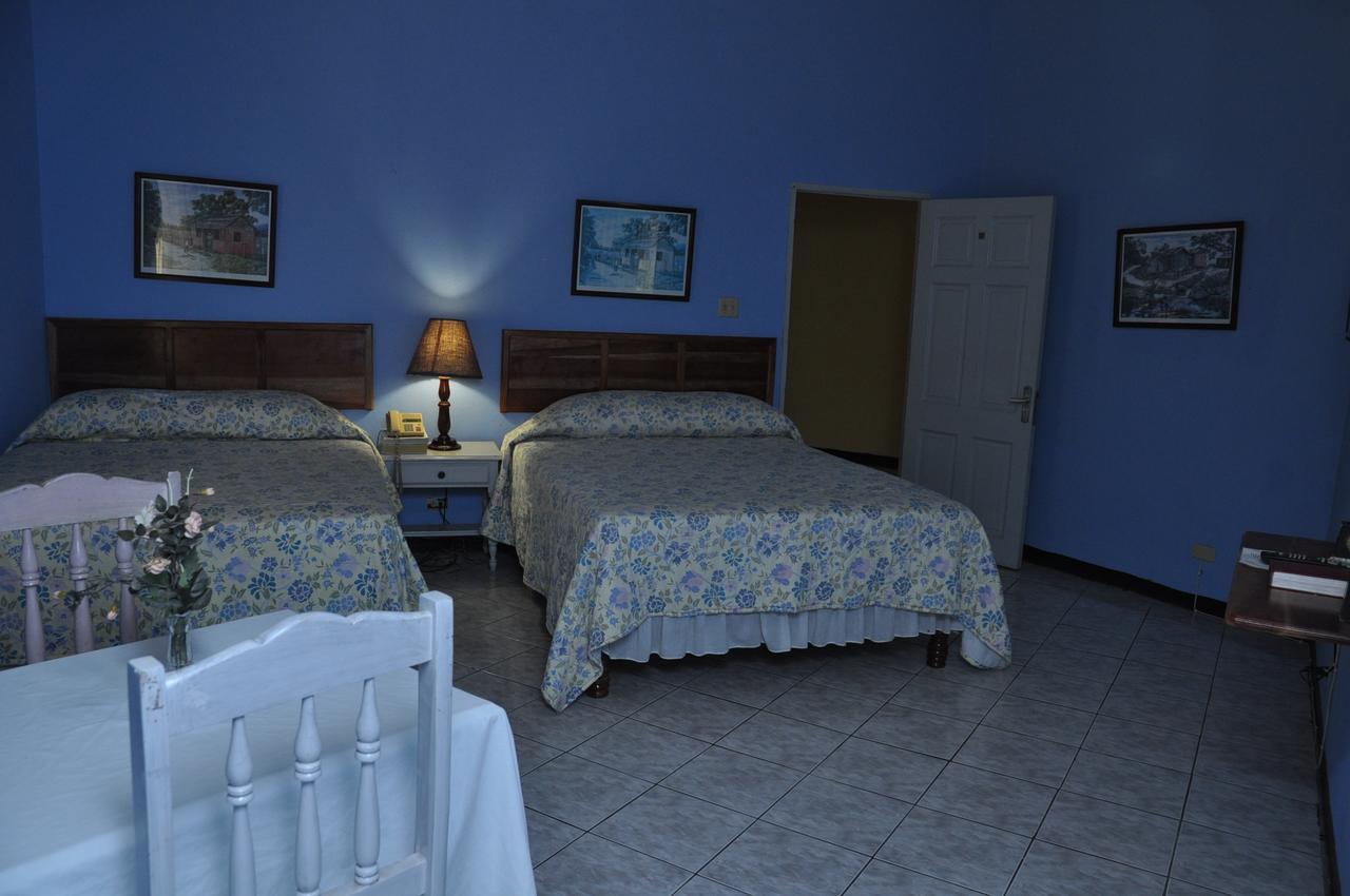 Hotel Tamarind Runaway Bay