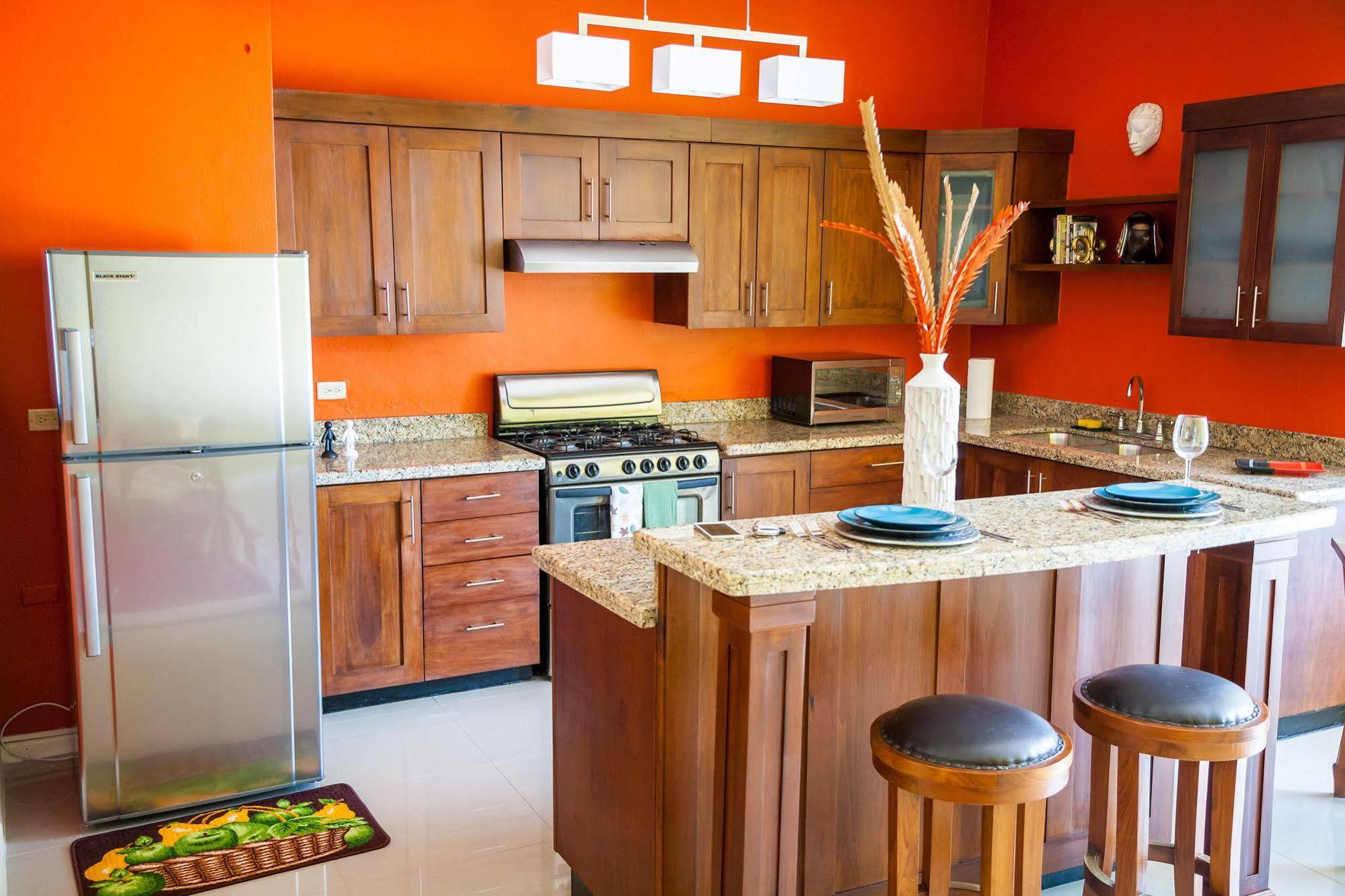 Sky View Guest Apartments 3* Irish Town