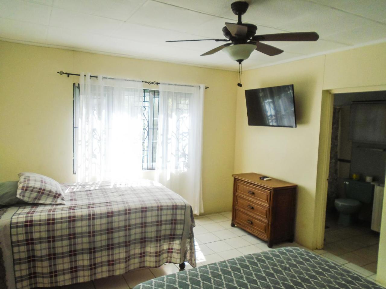 Sunrise Guest house St Mary