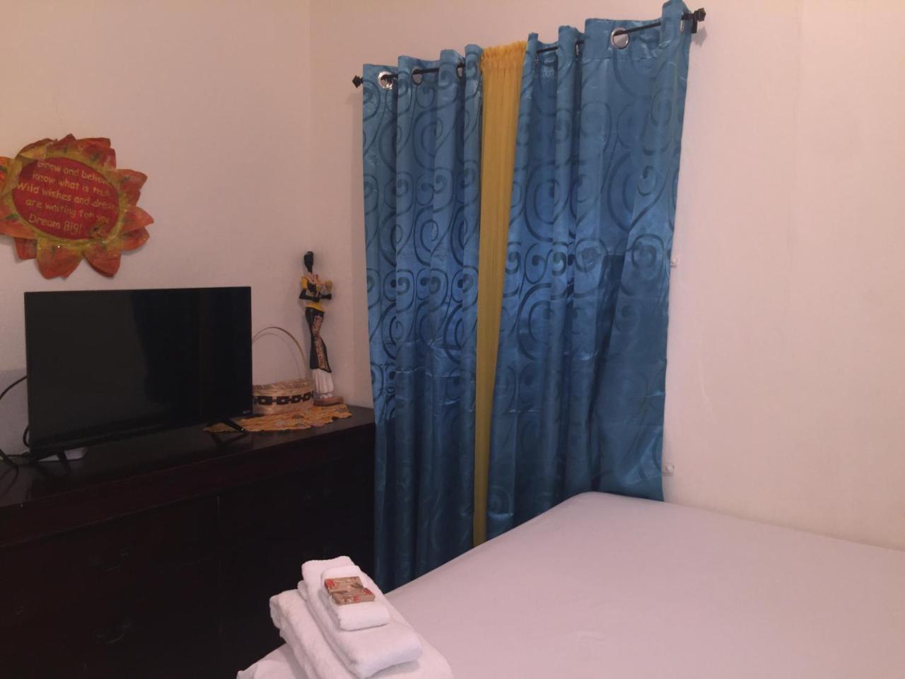 Deez Bed & Breakfast Kingston