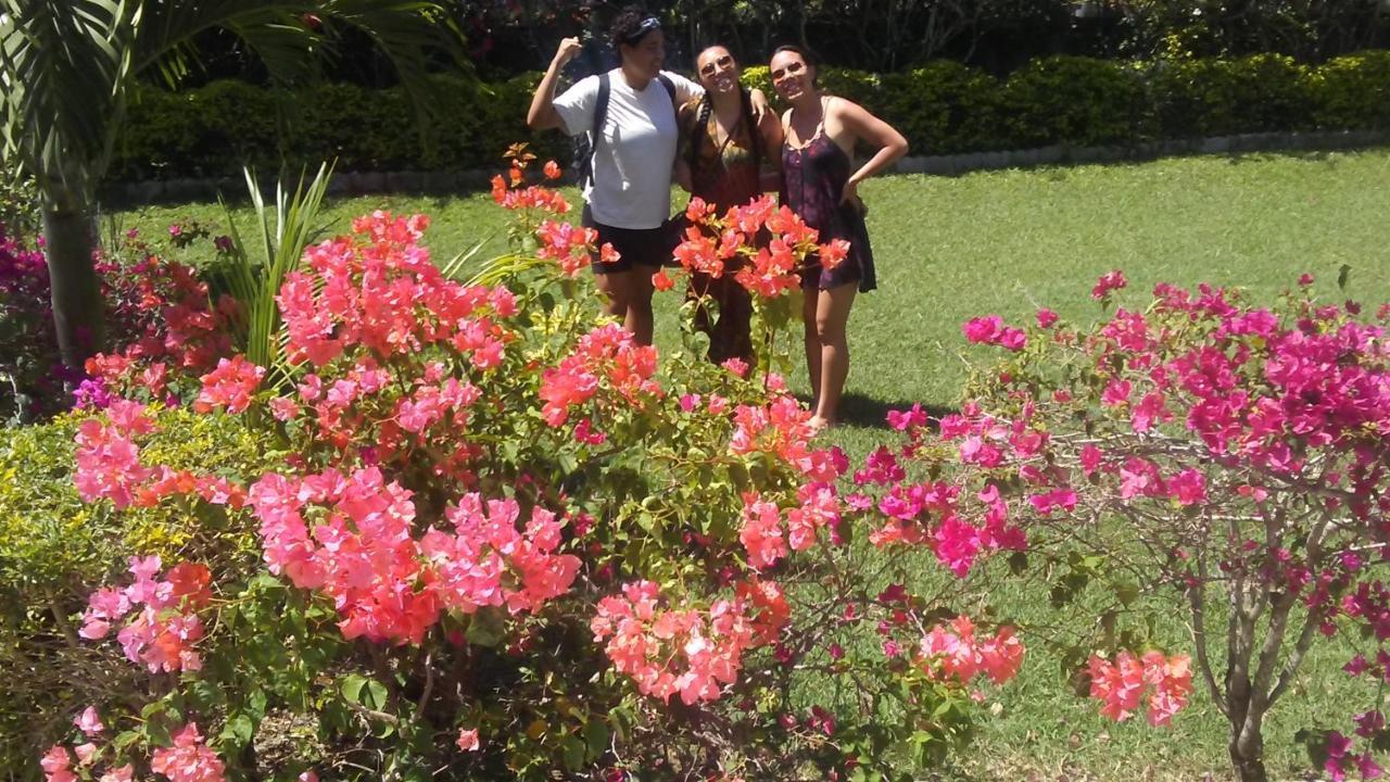 Lorenton Hideaway Guest house Lucea