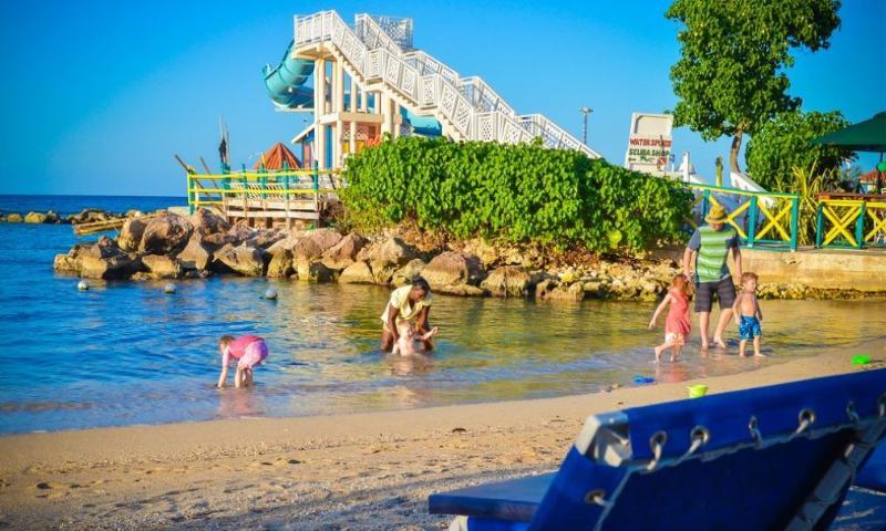 Resort Franklyn D & 4*