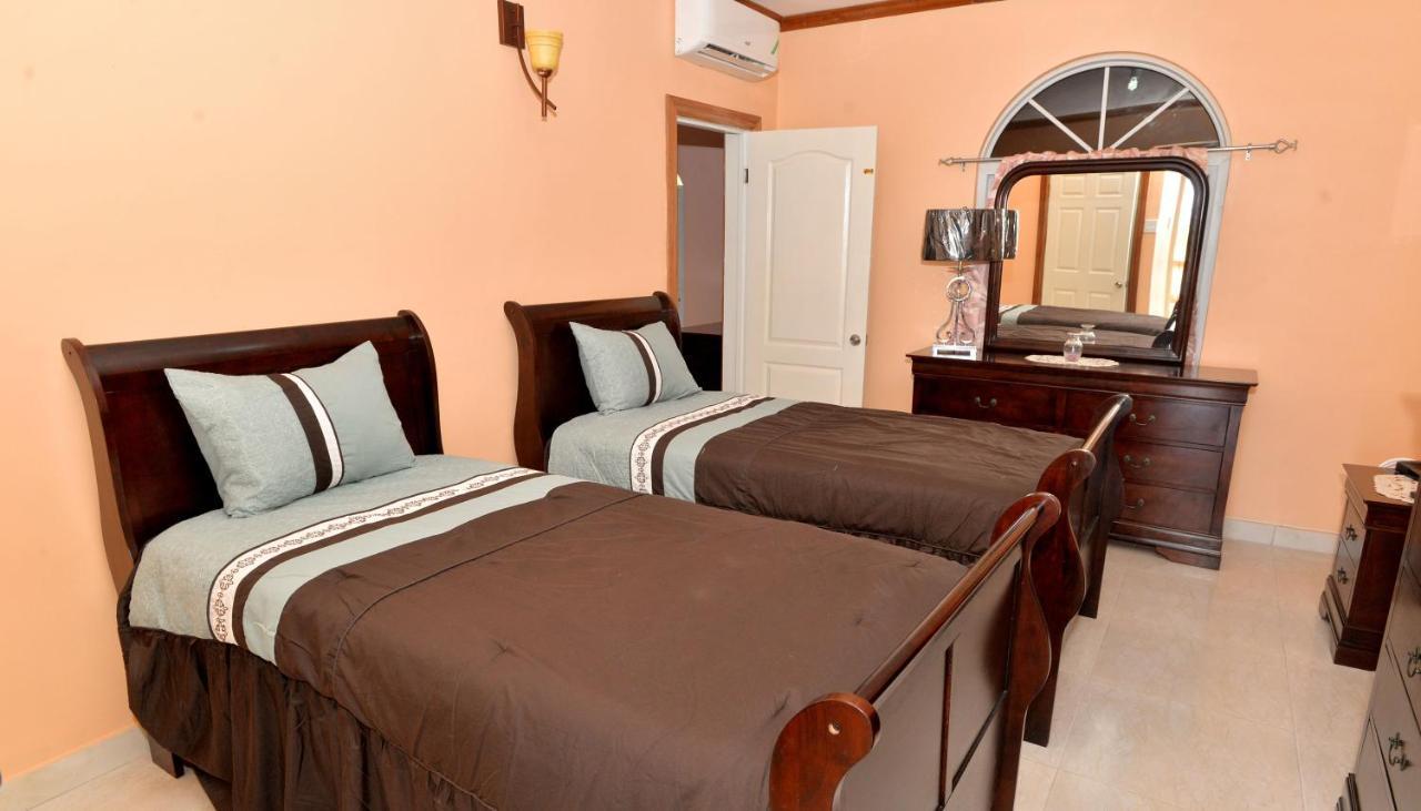 Basileia Palace Bed & Breakfast 3*