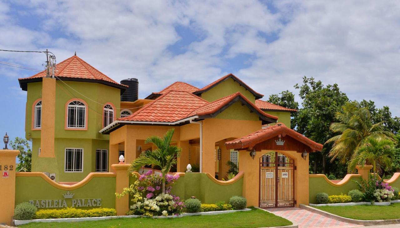 Bed & Breakfast Basileia Palace Montego Bay