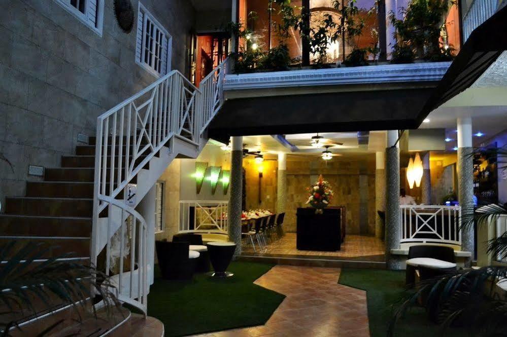 Eden Gardens Wellness & 4*